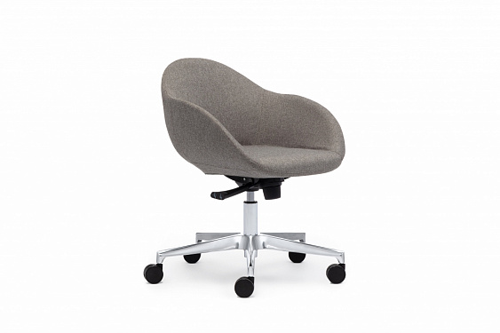 ������� ������ Charisma �� ���������� 580*580*800